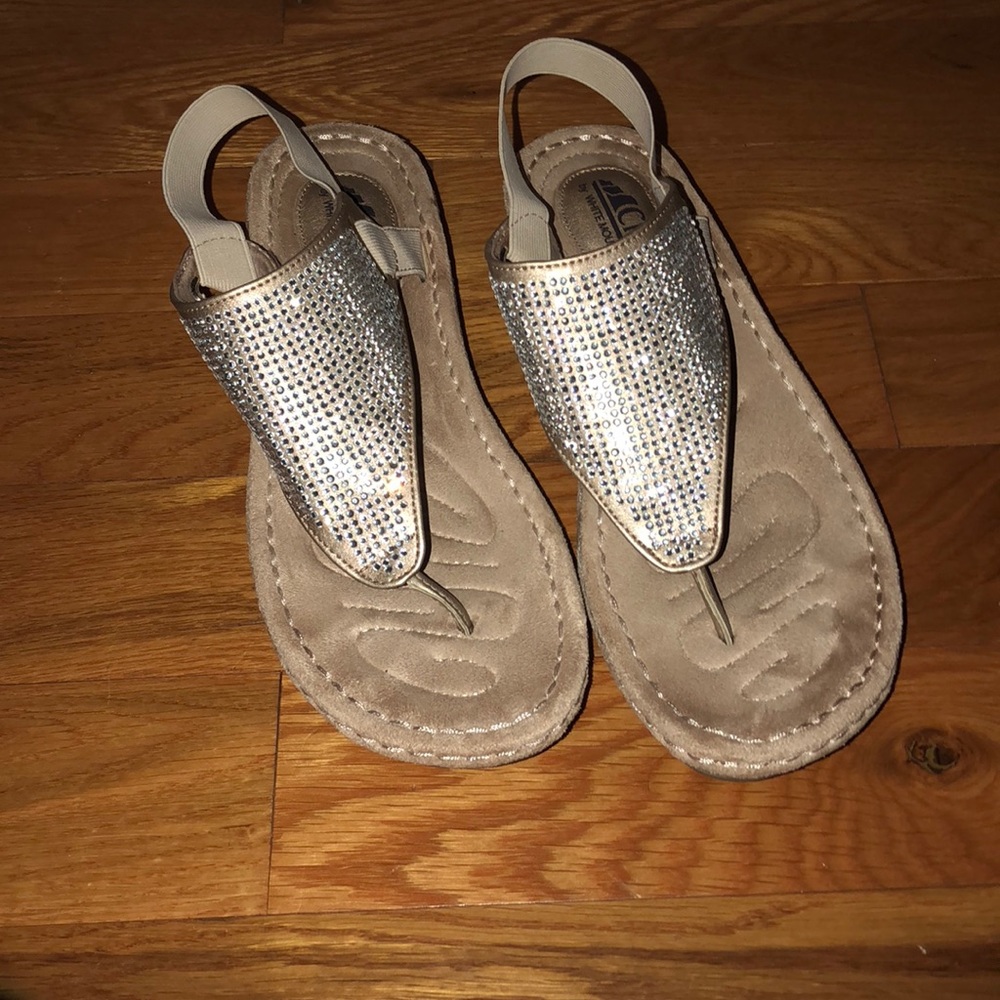 White Mountain sandals size 10